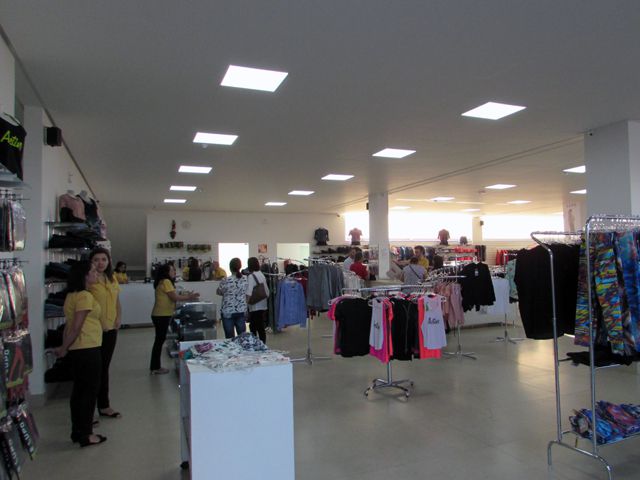 Loja Santa Cecília abre suas portas para a população de Pará de Minas