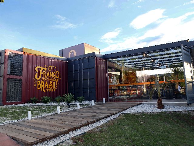 Franquia Hotn’ Tender é inaugurada e conquista Pará de Minas