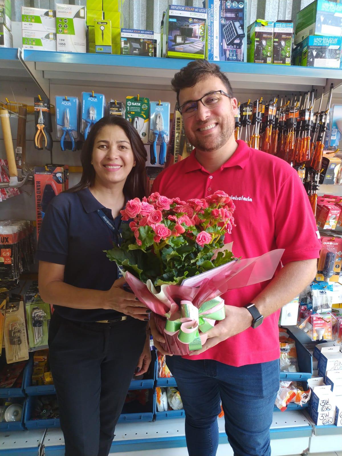 A tradicional Eletrofaria reinaugura loja com muitas novidades