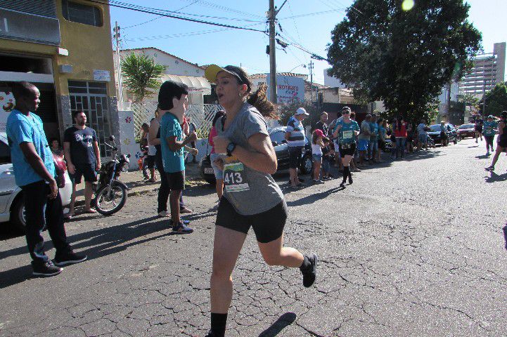 Ruas de Pará de Minas foram tomadas por atletas na 4ª edição da Corrida Sicoob Ascicred