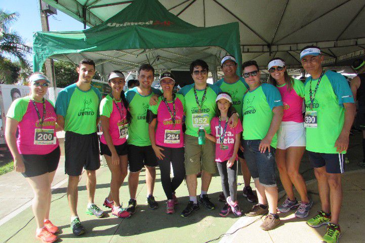 Ruas de Pará de Minas foram tomadas por atletas na 4ª edição da Corrida Sicoob Ascicred