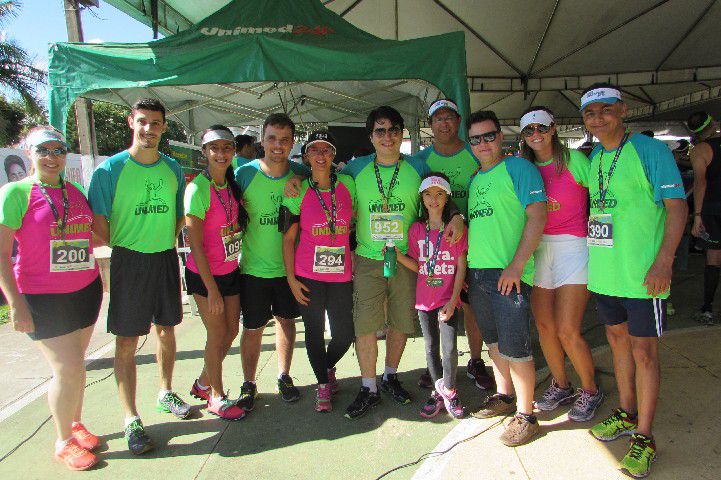 Ruas de Pará de Minas foram tomadas por atletas na 4ª edição da Corrida Sicoob Ascicred