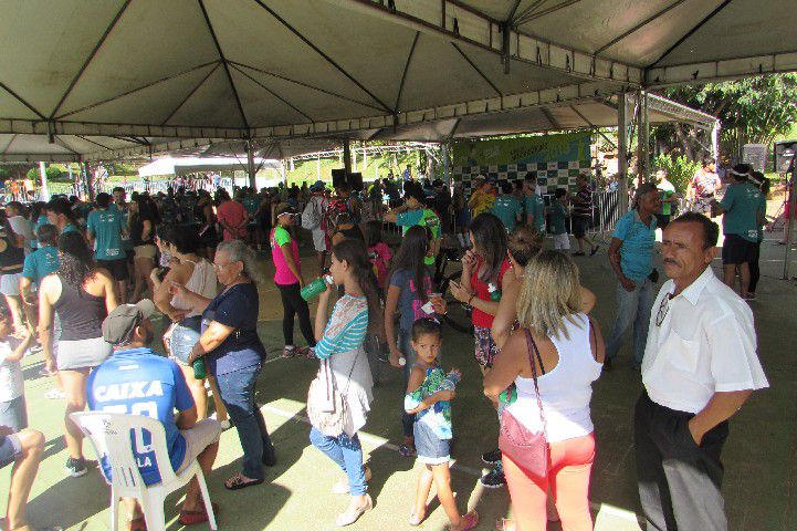 Ruas de Pará de Minas foram tomadas por atletas na 4ª edição da Corrida Sicoob Ascicred