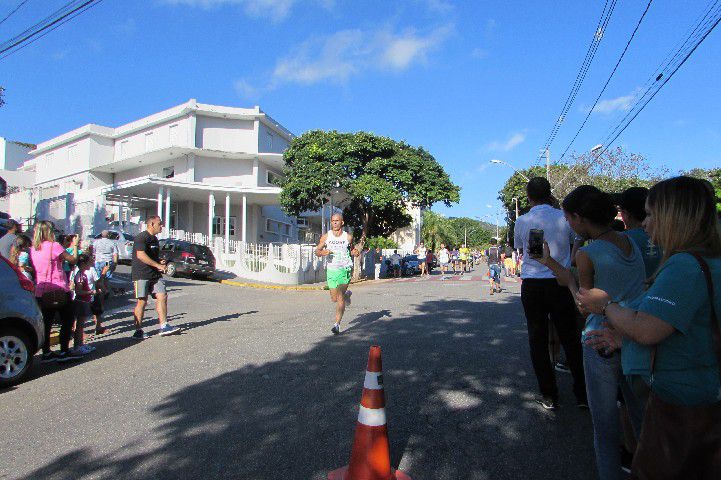 Ruas de Pará de Minas foram tomadas por atletas na 4ª edição da Corrida Sicoob Ascicred