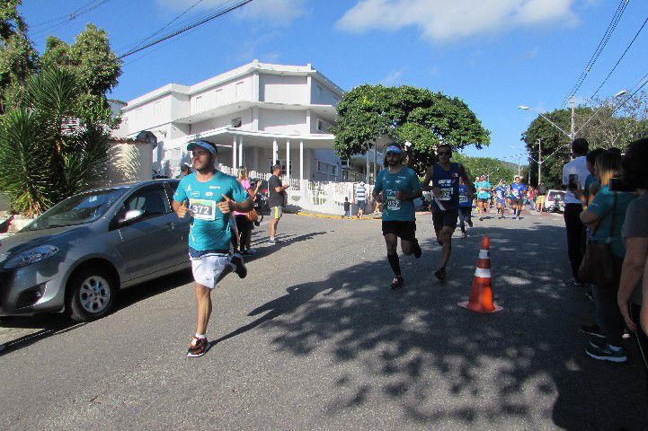 Ruas de Pará de Minas foram tomadas por atletas na 4ª edição da Corrida Sicoob Ascicred