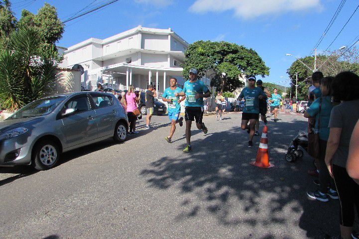 Ruas de Pará de Minas foram tomadas por atletas na 4ª edição da Corrida Sicoob Ascicred