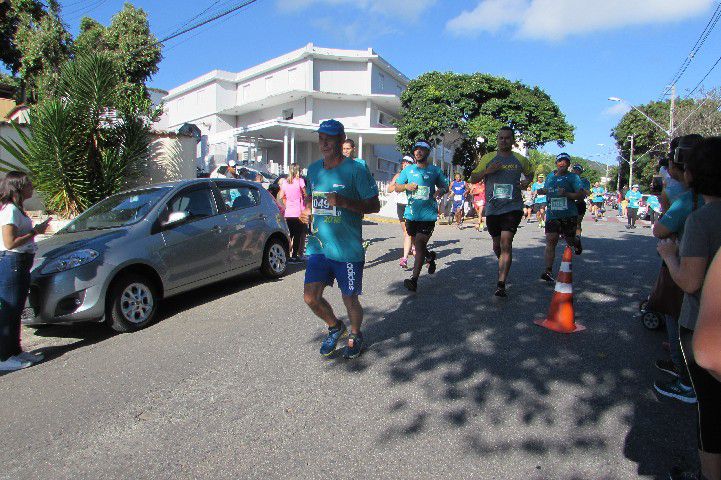 Ruas de Pará de Minas foram tomadas por atletas na 4ª edição da Corrida Sicoob Ascicred