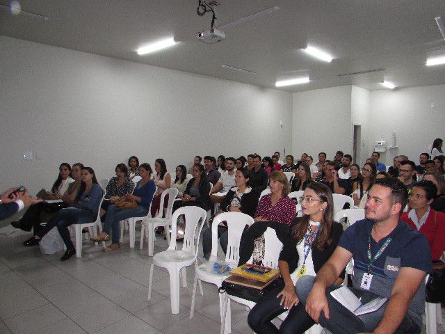 Associados participam de seminário voltado para vendas