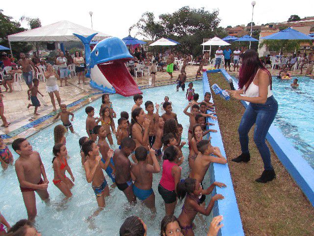 Clube Ascipam promove uma grande festa em homenagem aos trabalhadores