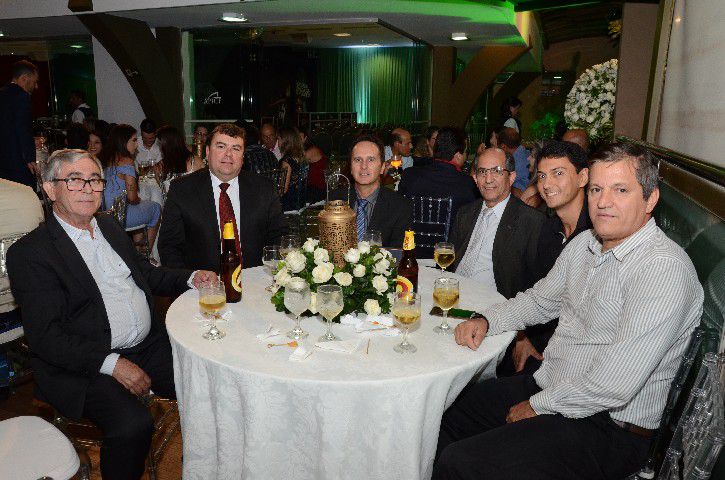 Ascipam homenageia empreendedores na Noite do Empresário do Ano 2018