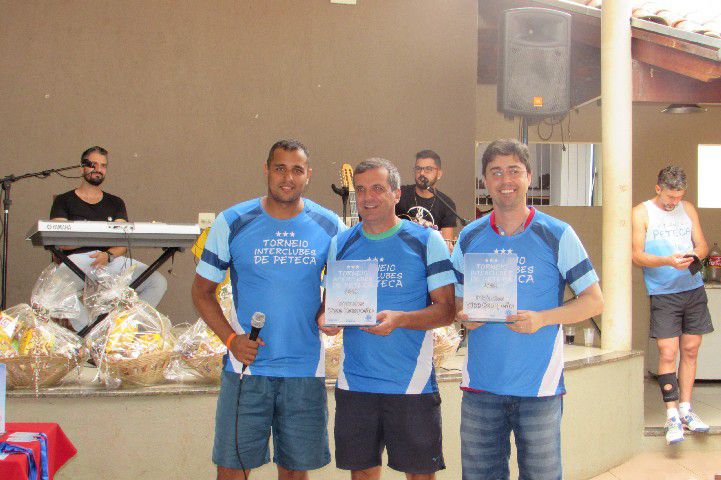 1º Torneio Interclubes de Peteca é sucesso