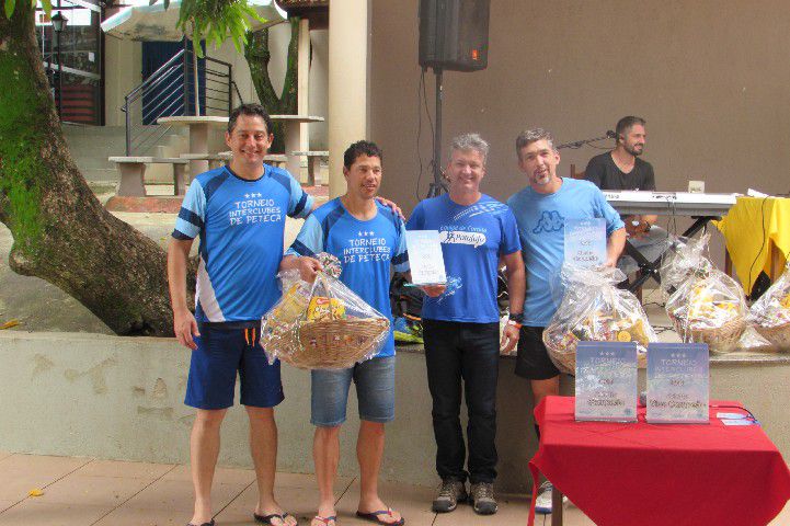 1º Torneio Interclubes de Peteca é sucesso