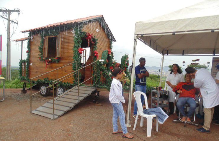 Papai Noel da Ascipam participa de ação solidária