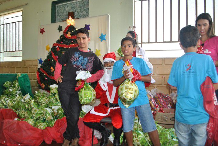 Natal Solidário faz a alegria das crianças do Patronato