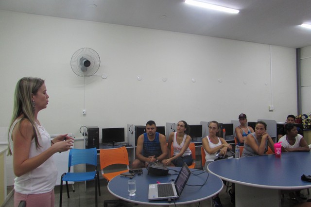 Sócios do Clube Ascipam participam de palestra sobre nutrição