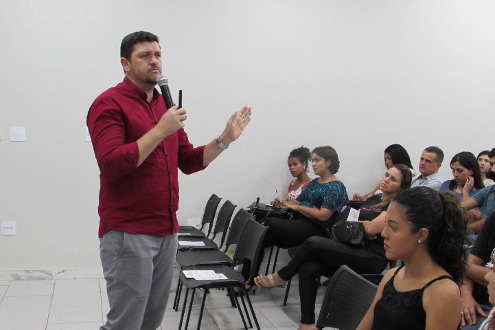 Palestra “Gestão Competitiva para Varejo de Moda” atrai associados