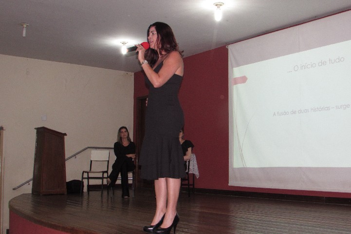 Palestra “Mulheres Imparáveis” reúne estudantes e empresárias