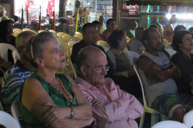 Praça da Matriz recebe a Seresta do Dia das Mães