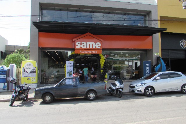 Same inaugura nova loja