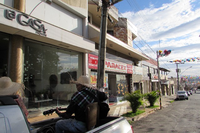 Consumidores foram às ruas conferir a Liquidaço