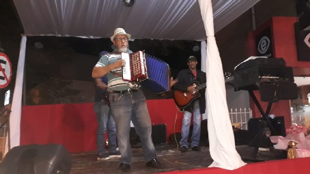 Centro Comercial São Francisco realiza tradicional festa do “Pai do Ano”