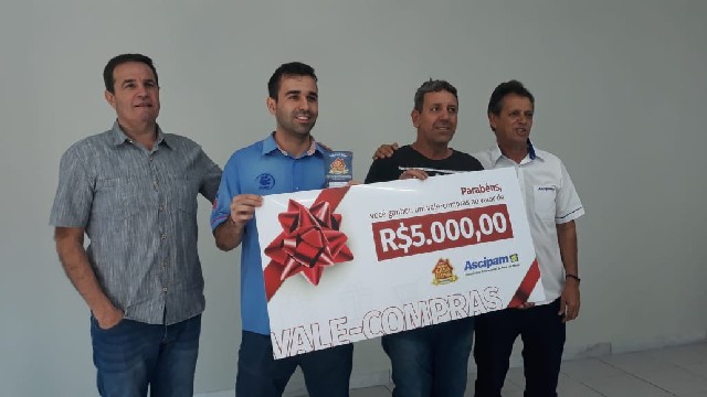 Ascipam entrega prêmios aos ganhadores da promoção “Minha Casa Nova”