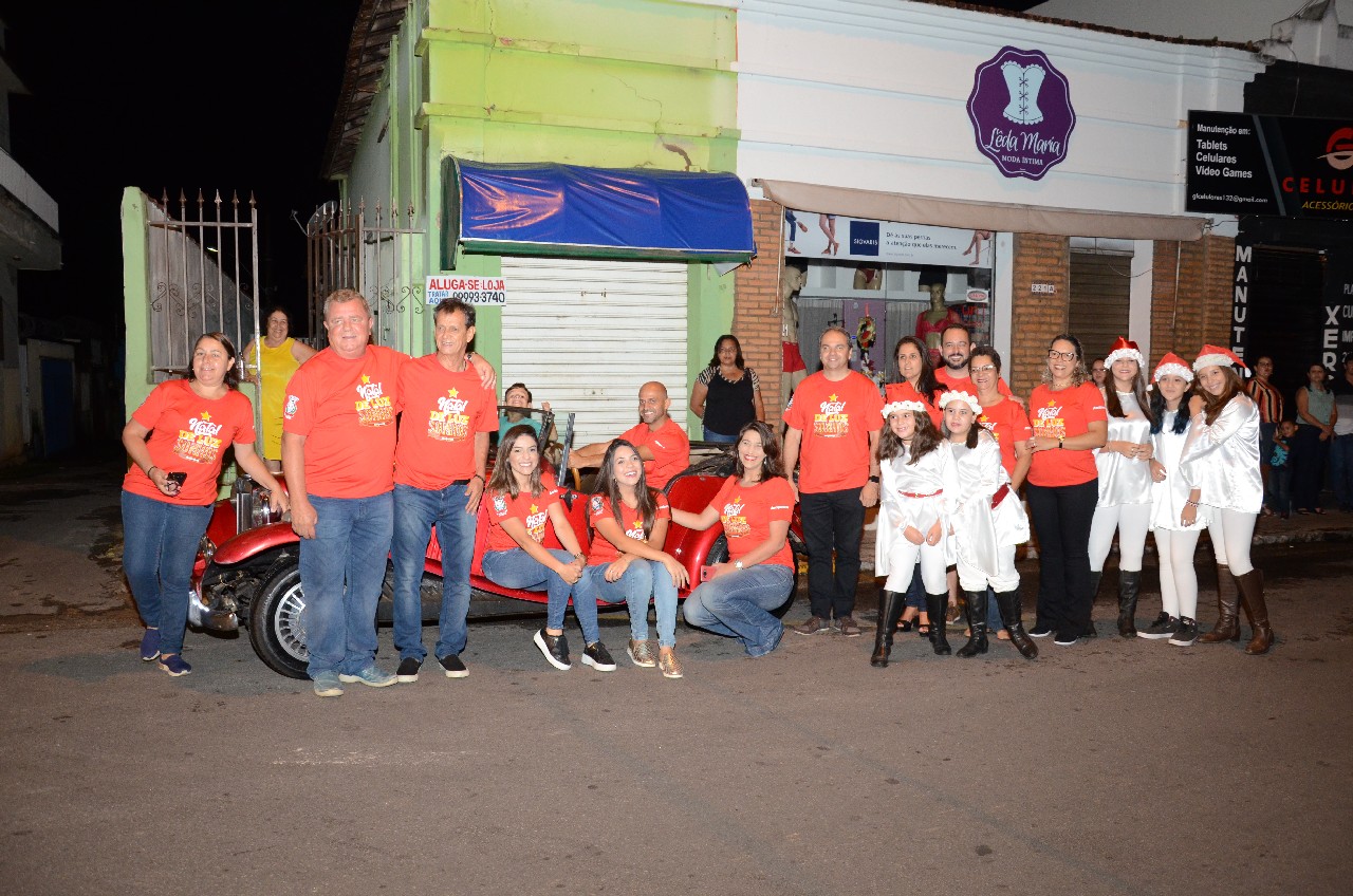 Papai Noel chega e o encanto do Natal toma conta de Pará de Minas