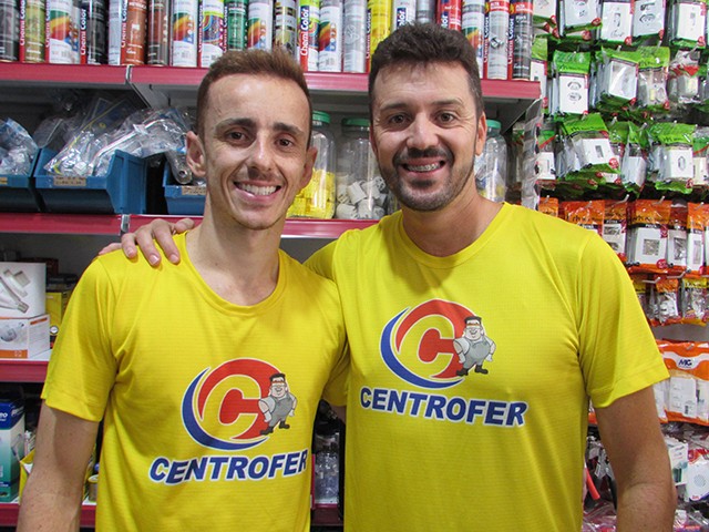 Centrofer comemora 10 anos com festa para seus clientes, colaboradores e parceiros