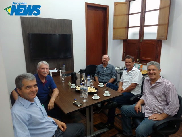 Café com Prosa recebe empresários do agronegócio de Pará de Minas